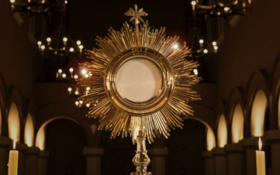 Témoignage : l’Adoration, c’est quoi pour moi?